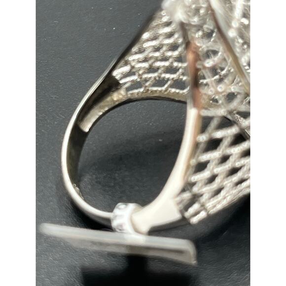 Sterling Silver Cubic Zirconia
Spider Web Weave Design Ring 2.40 Cts New Sz 8 - Picture 8 of 10